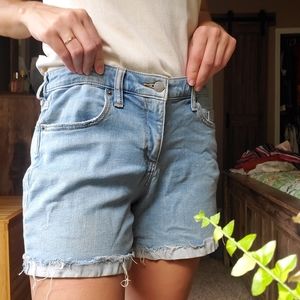Mid Rise Boyfriend Shorts in Light Denim 😗
